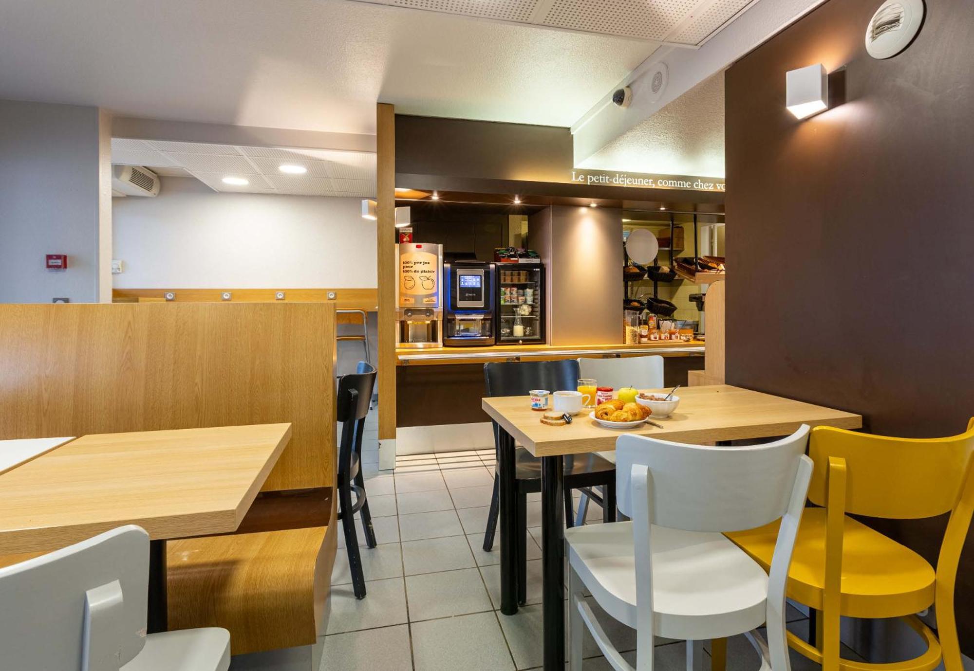 B&B Hotel Chartres Le Forum Le Coudray Zewnętrze zdjęcie