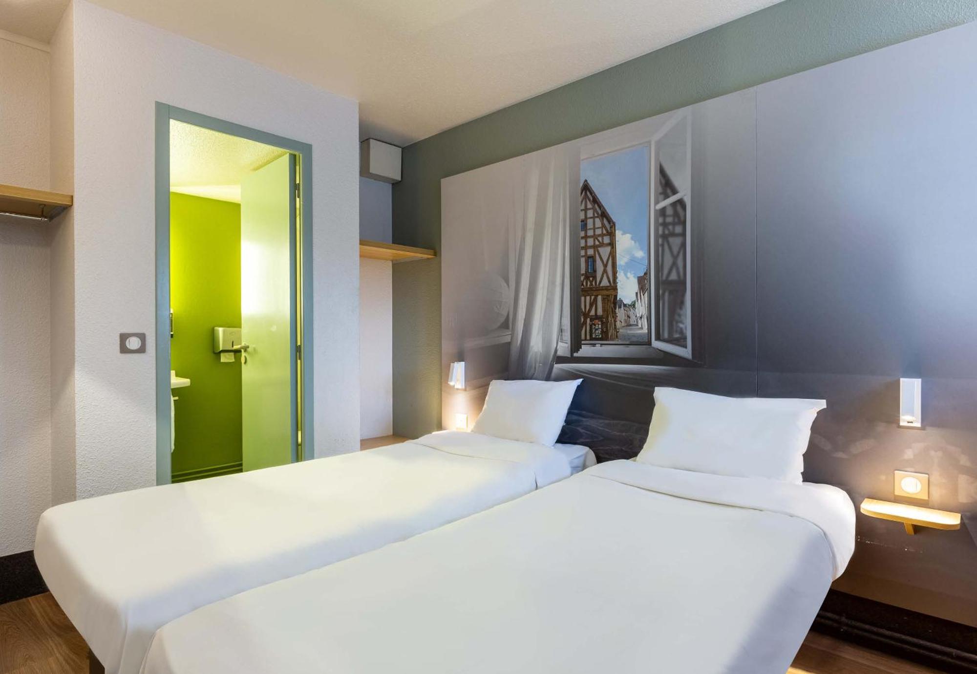 B&B Hotel Chartres Le Forum Le Coudray Zewnętrze zdjęcie