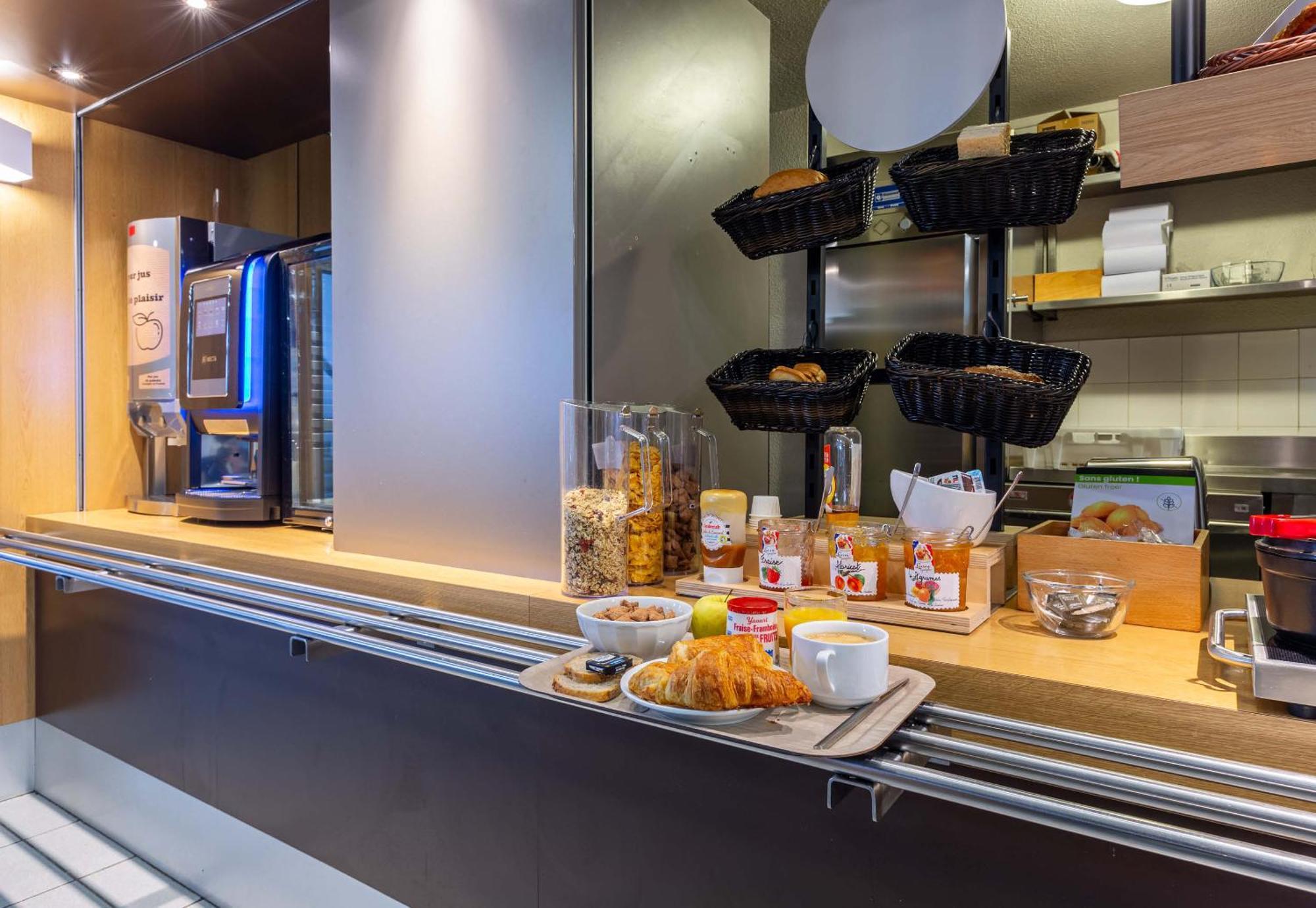 B&B Hotel Chartres Le Forum Le Coudray Zewnętrze zdjęcie